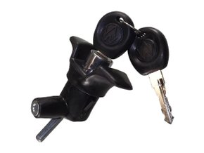 Maçaneta Do Porta-malas Com Chave Quantum 84/90 Universal 20517